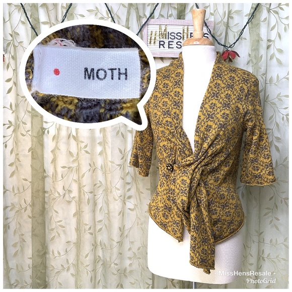 Moth Sweaters - MOTH GRAY MUSTARD PLUNGE NECK CROP TOP SWEATER